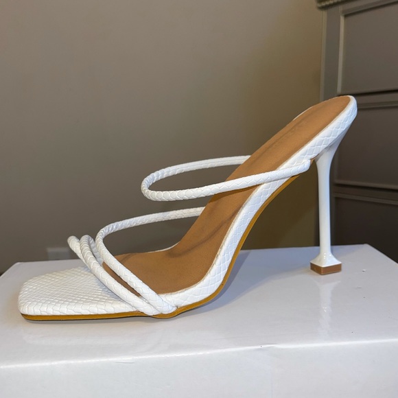 mules - Picture 3 of 3